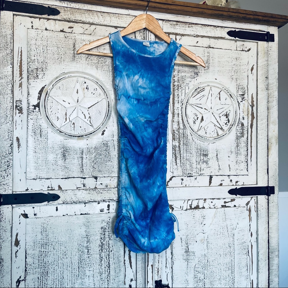 Tie dye dress kids with drawstring sides - never worn great condition no stains